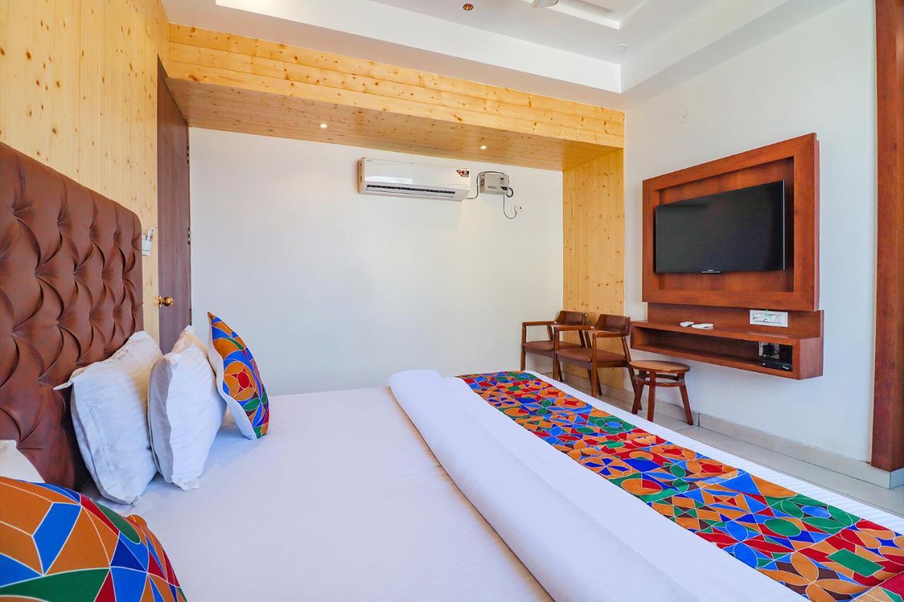Fabhotel Grand Arya Патна Екстер'єр фото